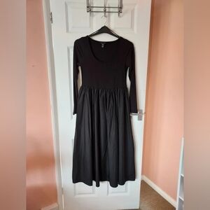 Classic Black Long-Sleeve Midi Dress